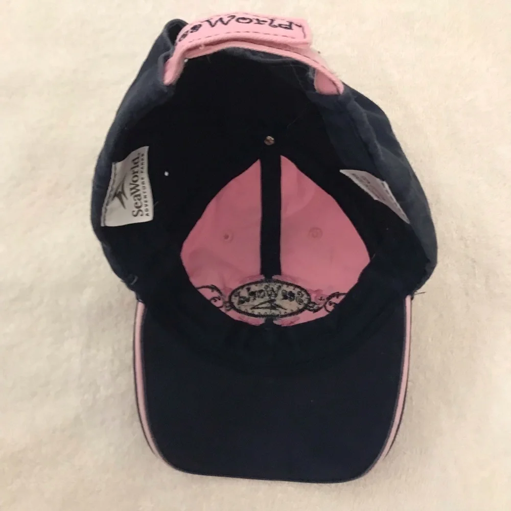 Sea World Adventure Parks Girls Adjustable Pink Black Sequined Cap